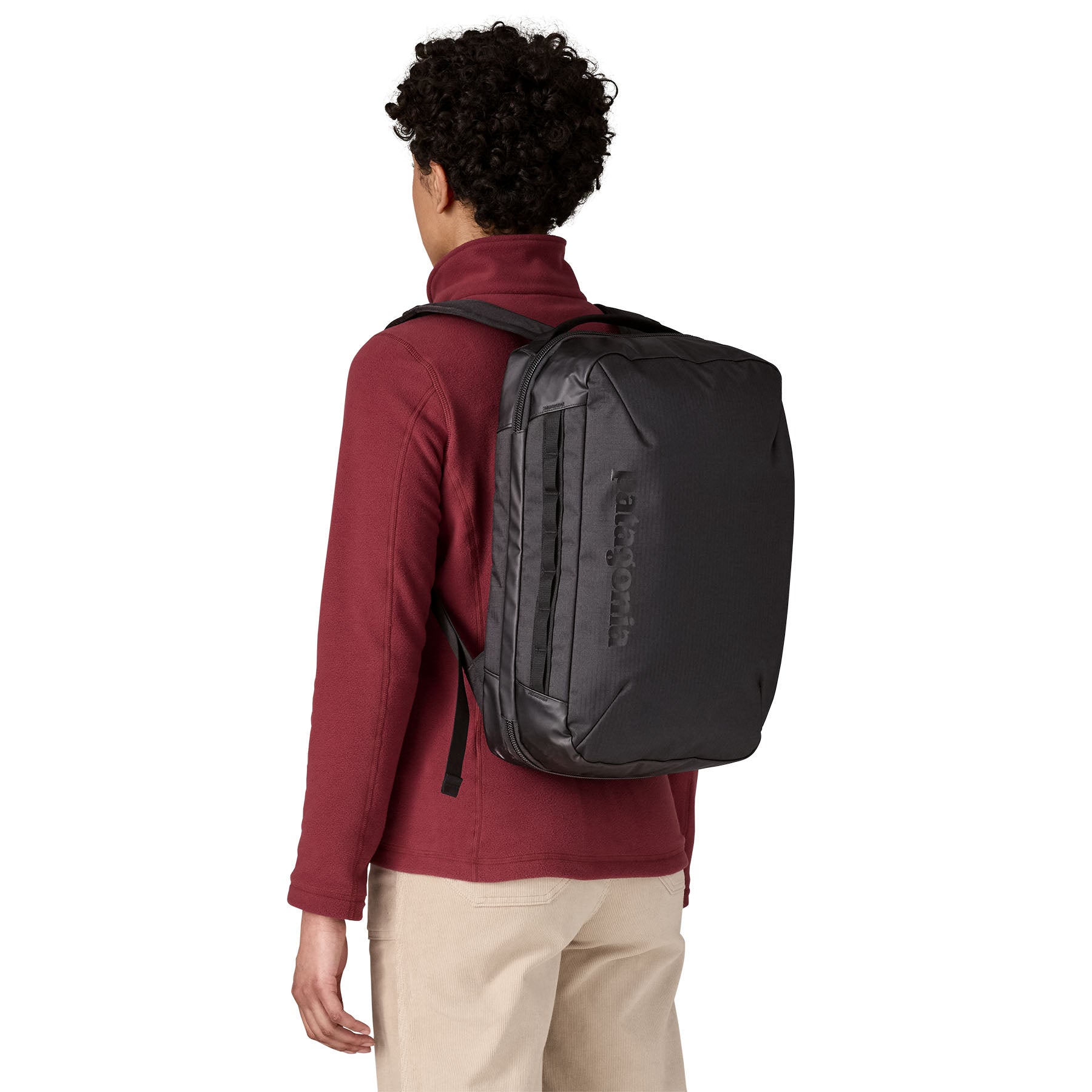 Mochila Patagonia Black Hole Micro MLC 22L negra, cómoda y resistente para viajes cortos.